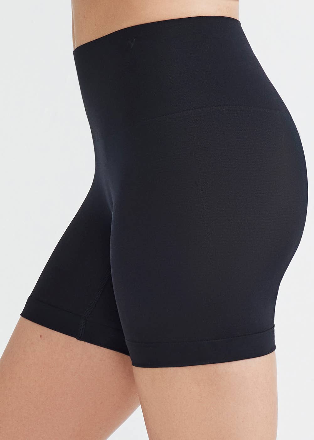 Ultralight Shapewear Short (2 colors)