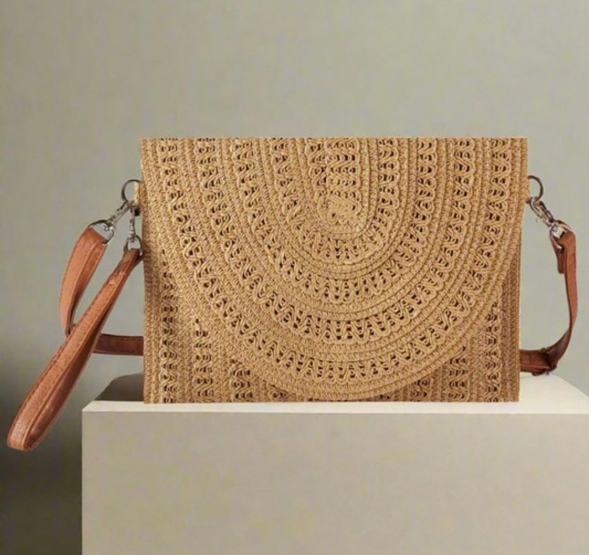 Raffia Clutch (6 options)