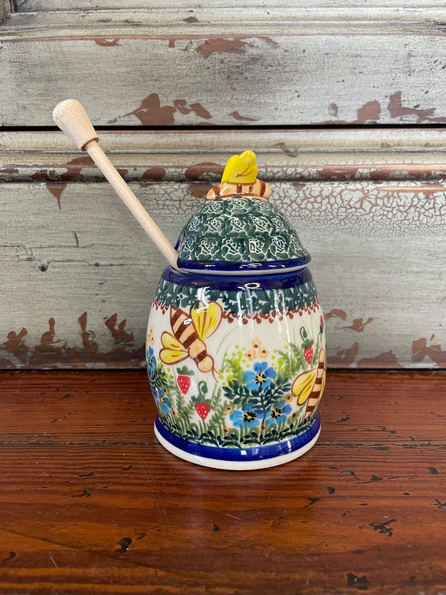 Kalich Honey Pot