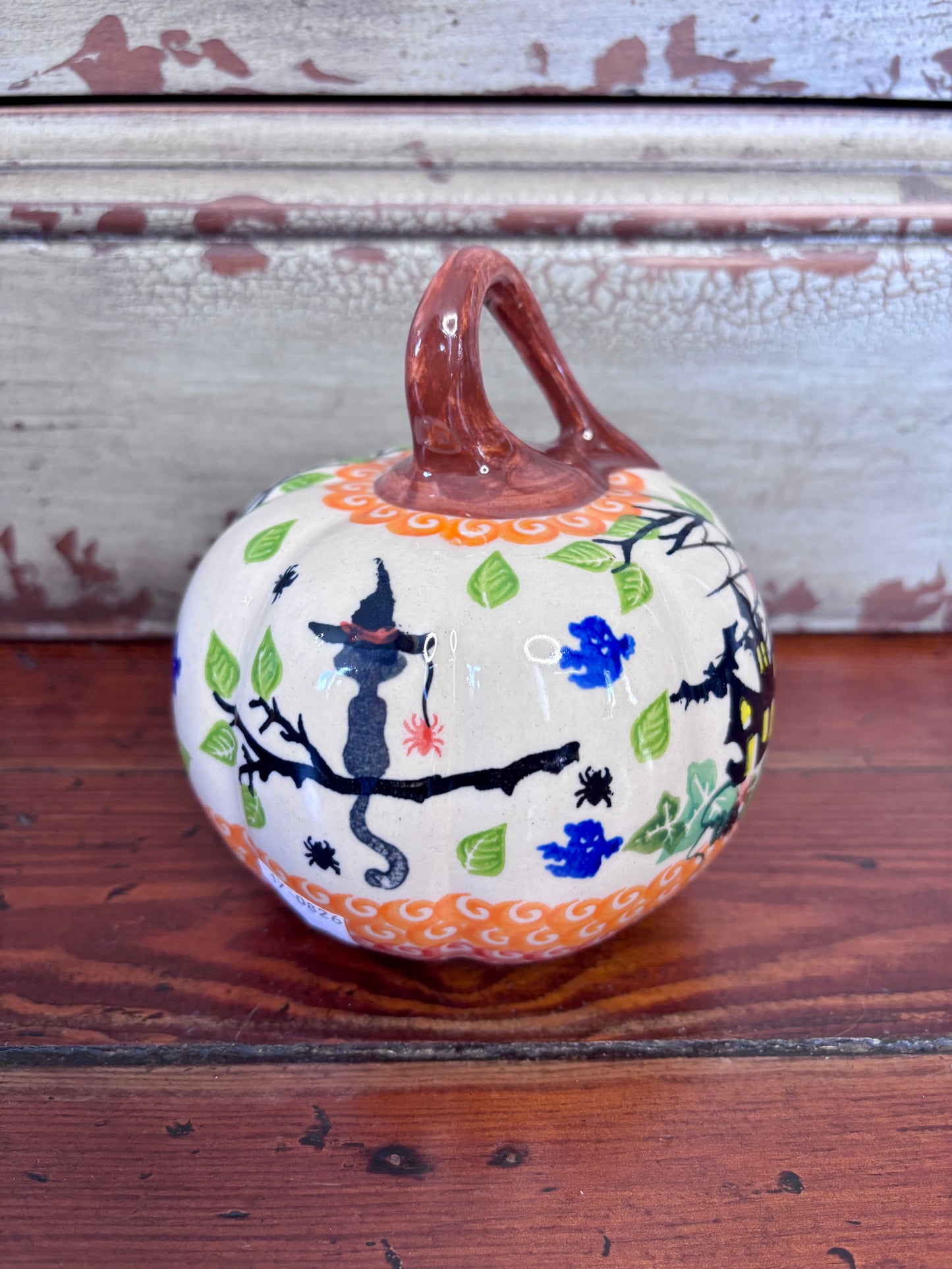 Small Kalich Pumpkin