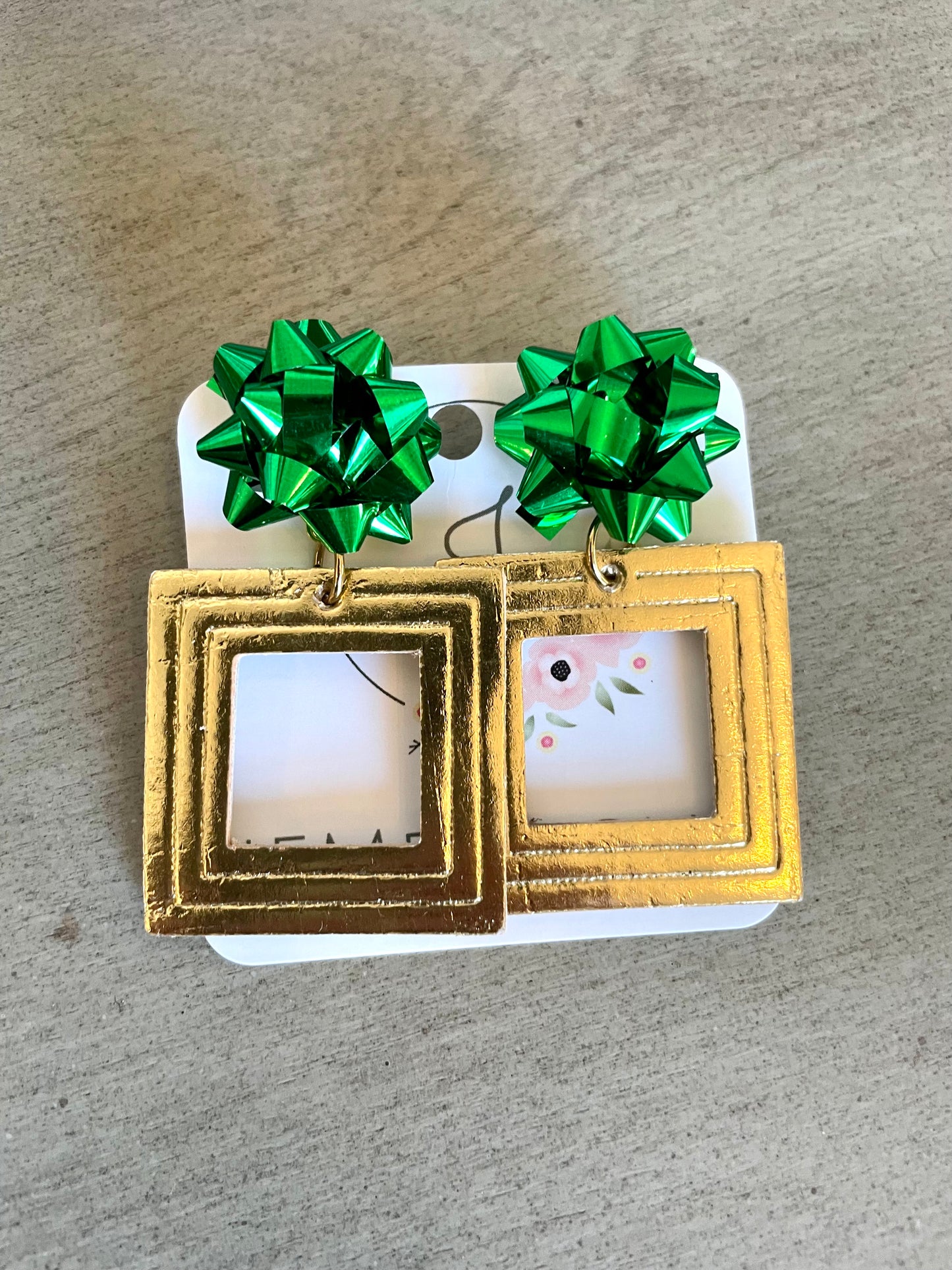 Present Earrings