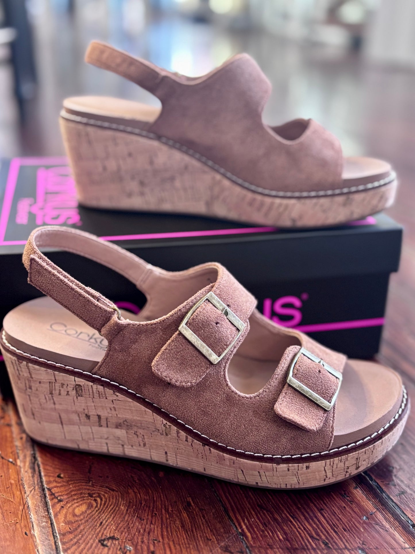 Corky’s My 2 Cents Wedge