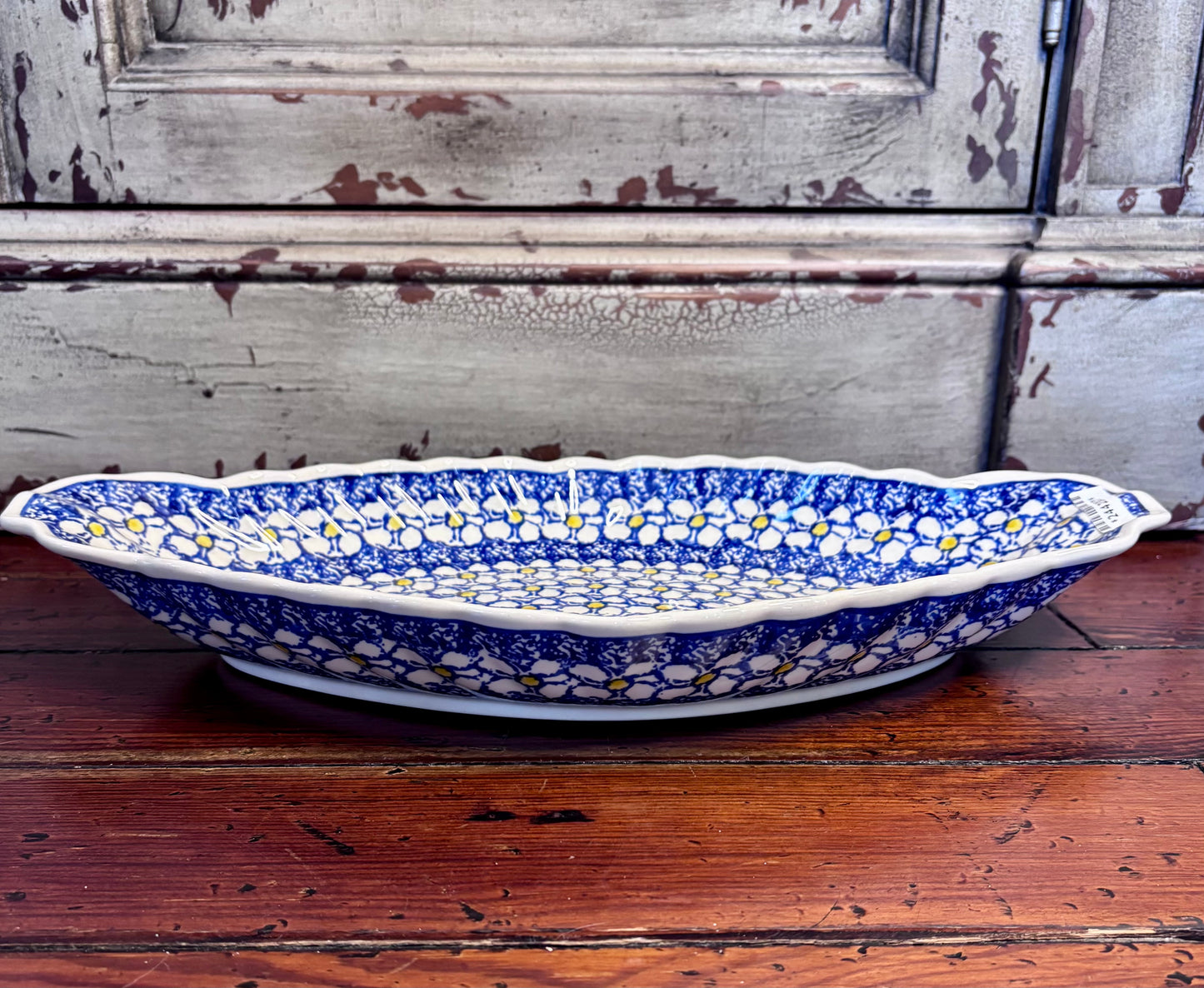 16” Platter With Handles