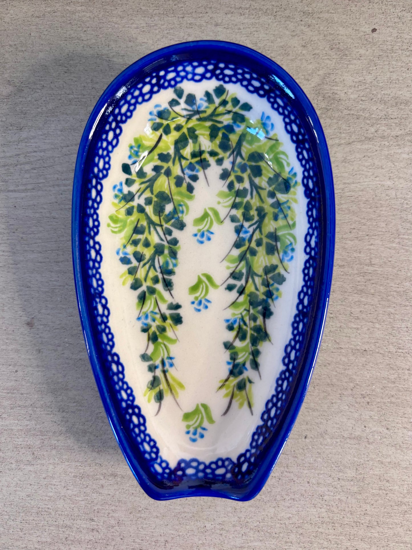 Elongated Spoon Rest