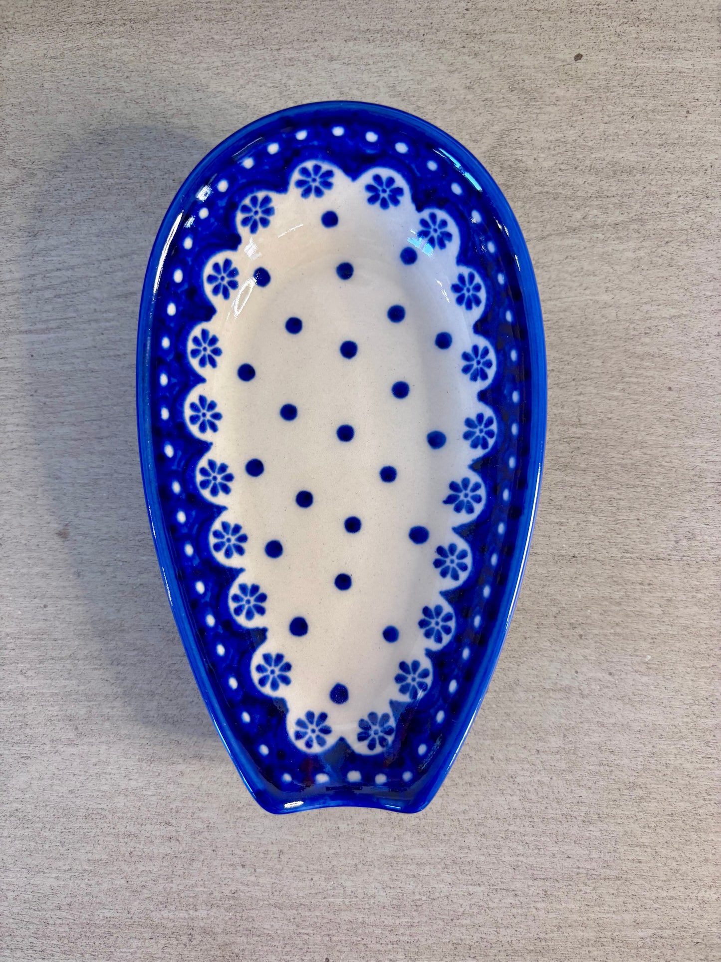 Elongated Spoon Rest