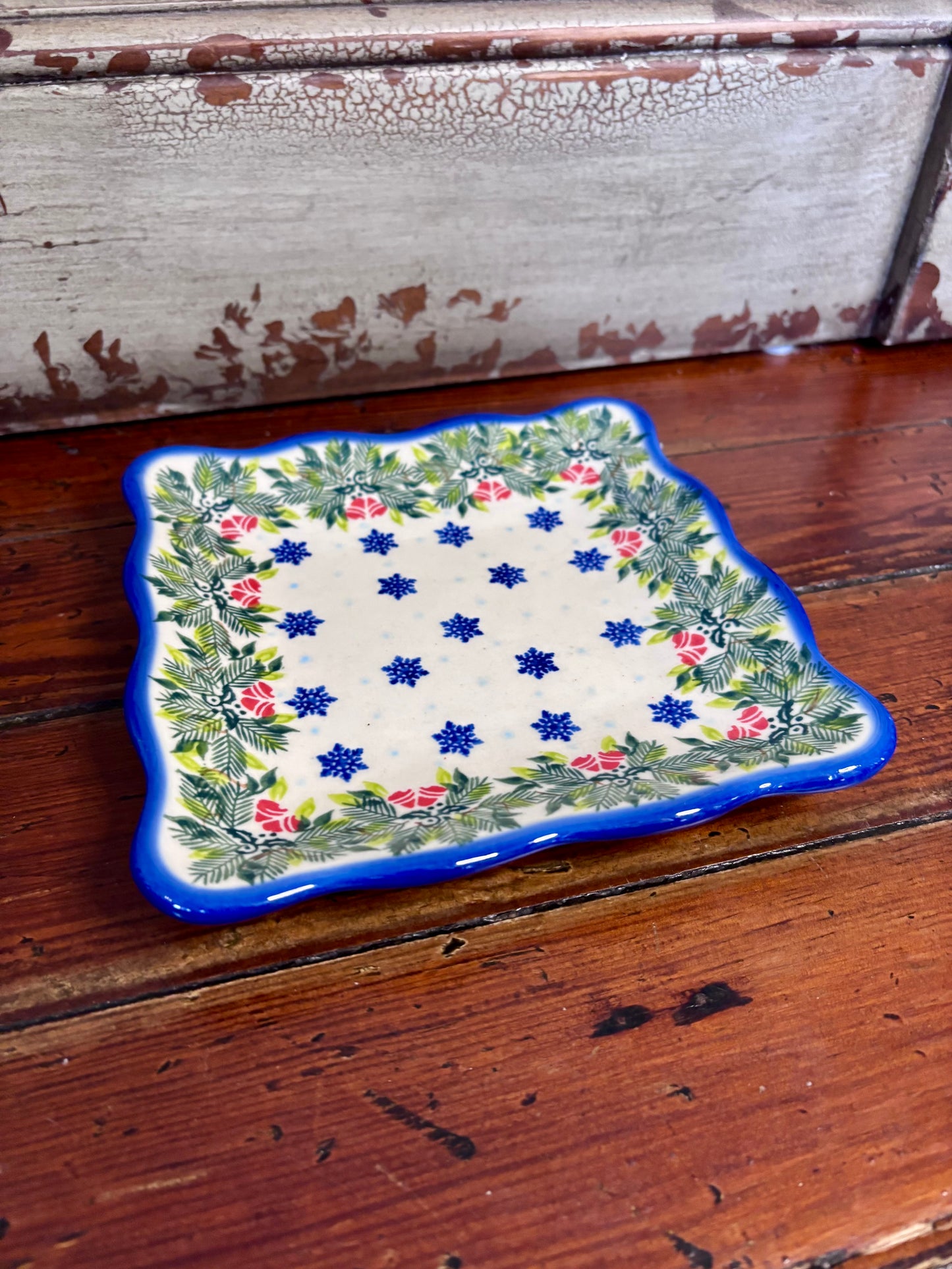 Ruffled Cookie Plate