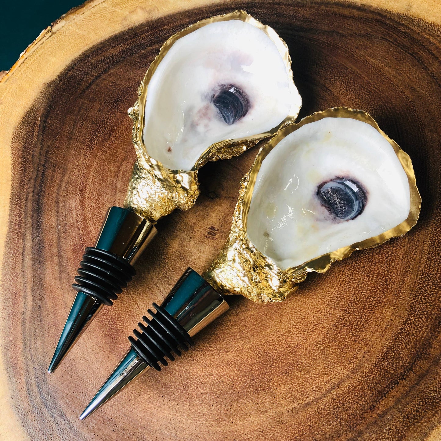 Oyster Wine Stopper--Sea Turtle