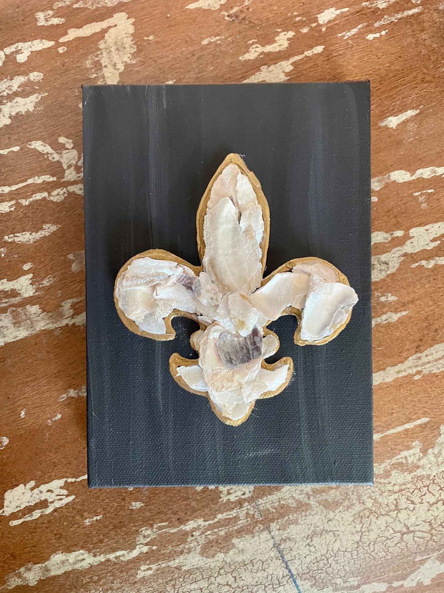 Fluer de Lis Oyster Art