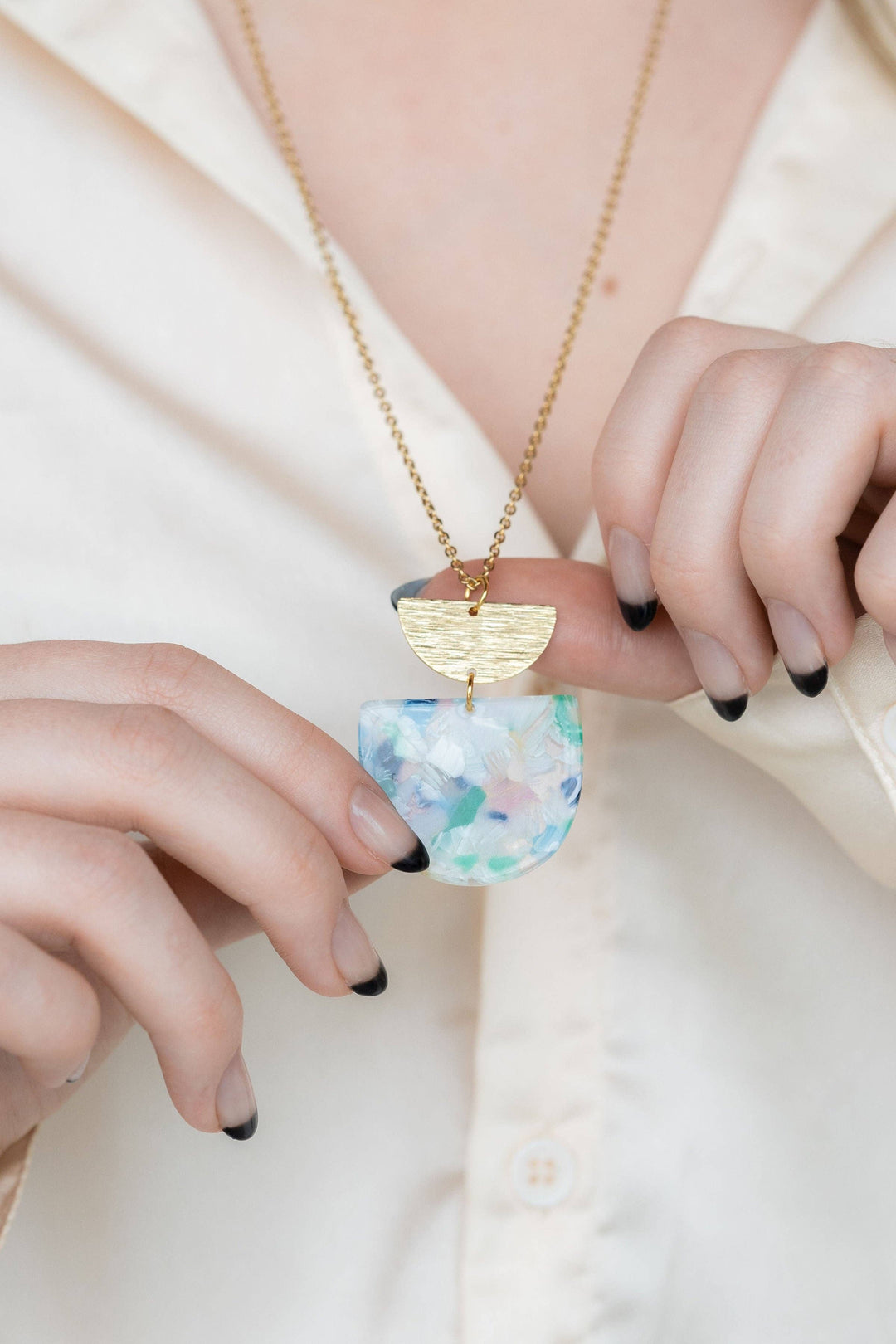 Harper Necklace - Tortoise