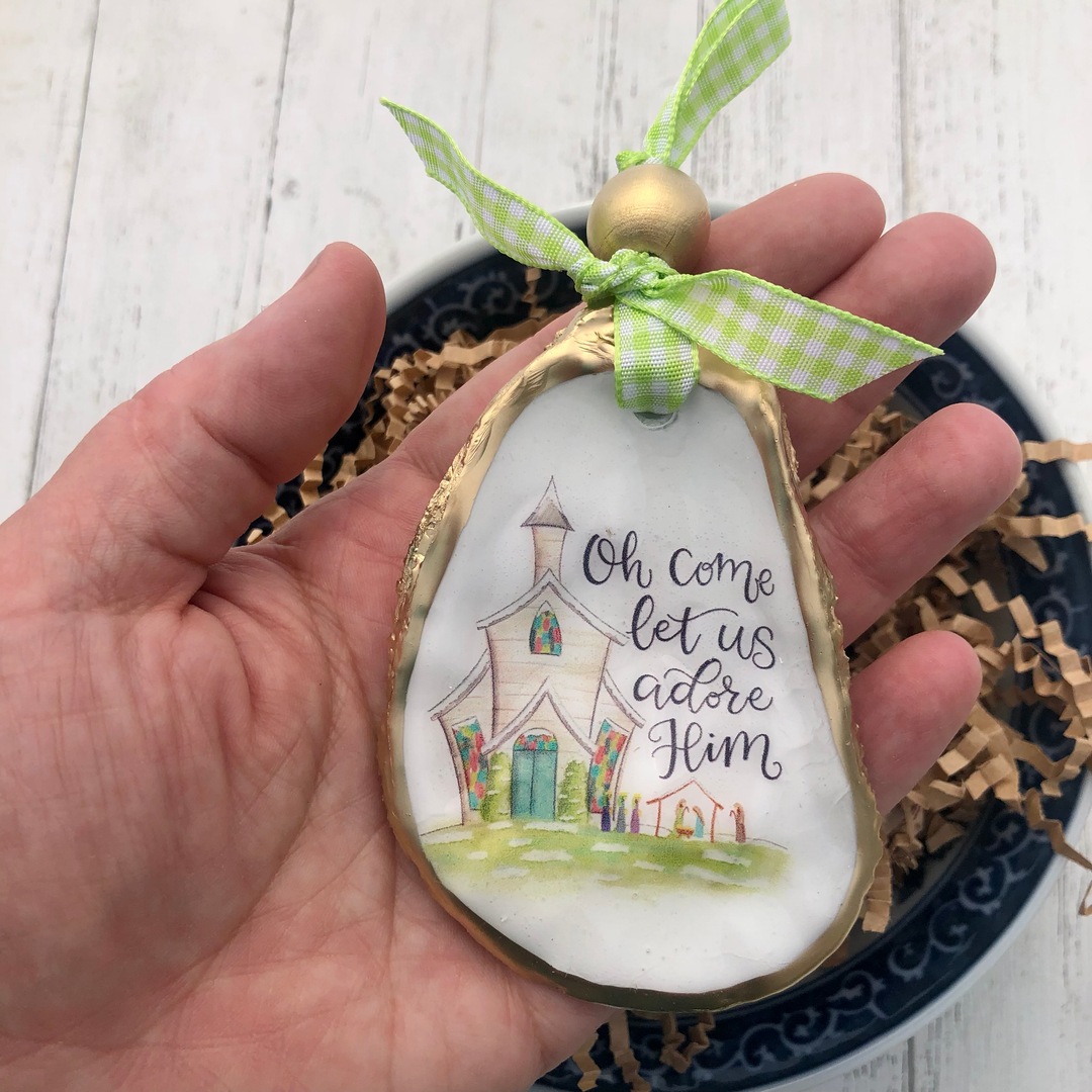Oyster Ornament | O Come Let Us Adore Him