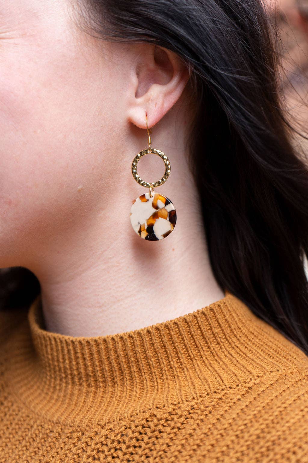 Rylee Earrings - Caramel Latte