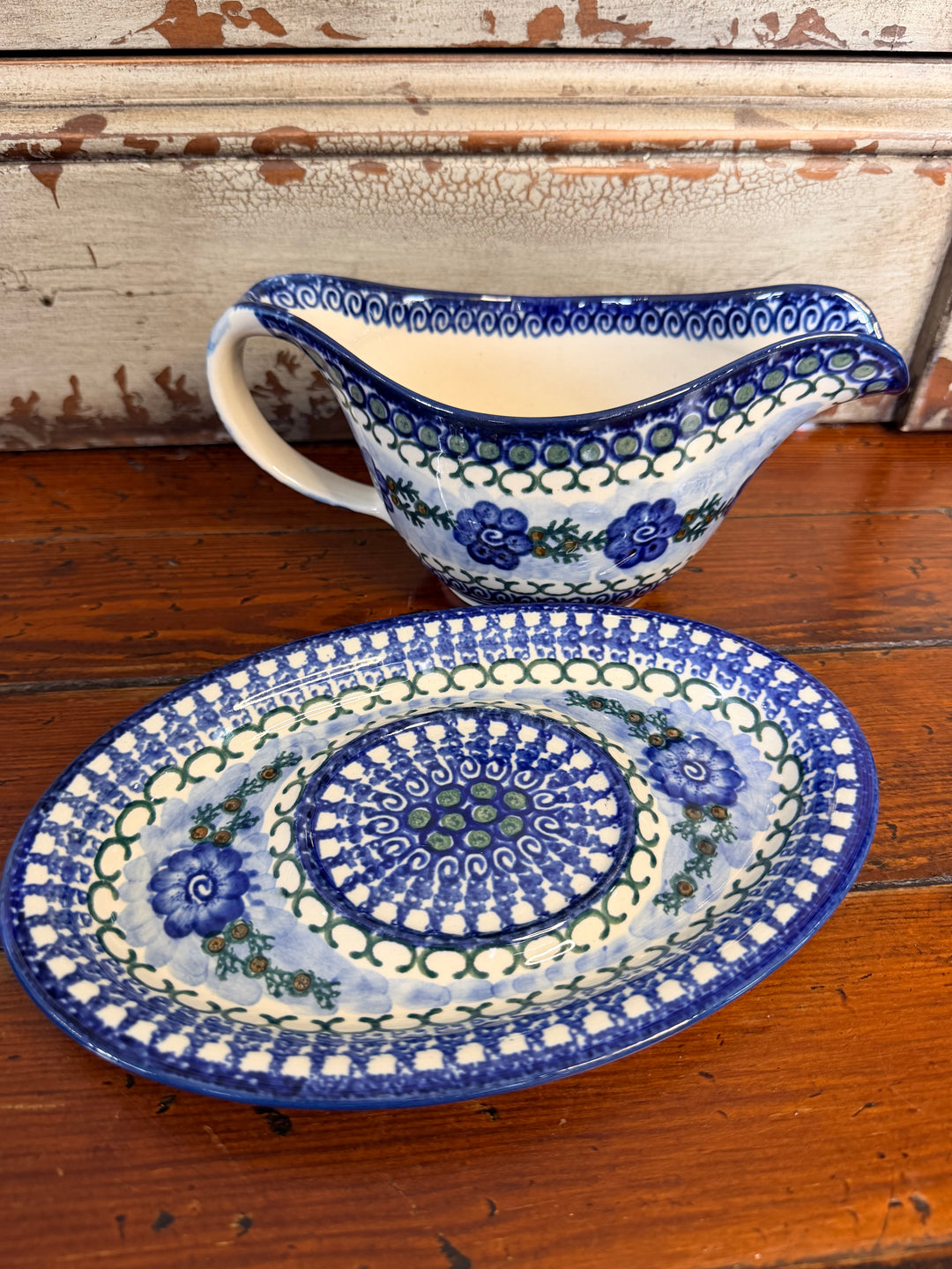 20 oz Unikat Gravy Boat w/Saucer