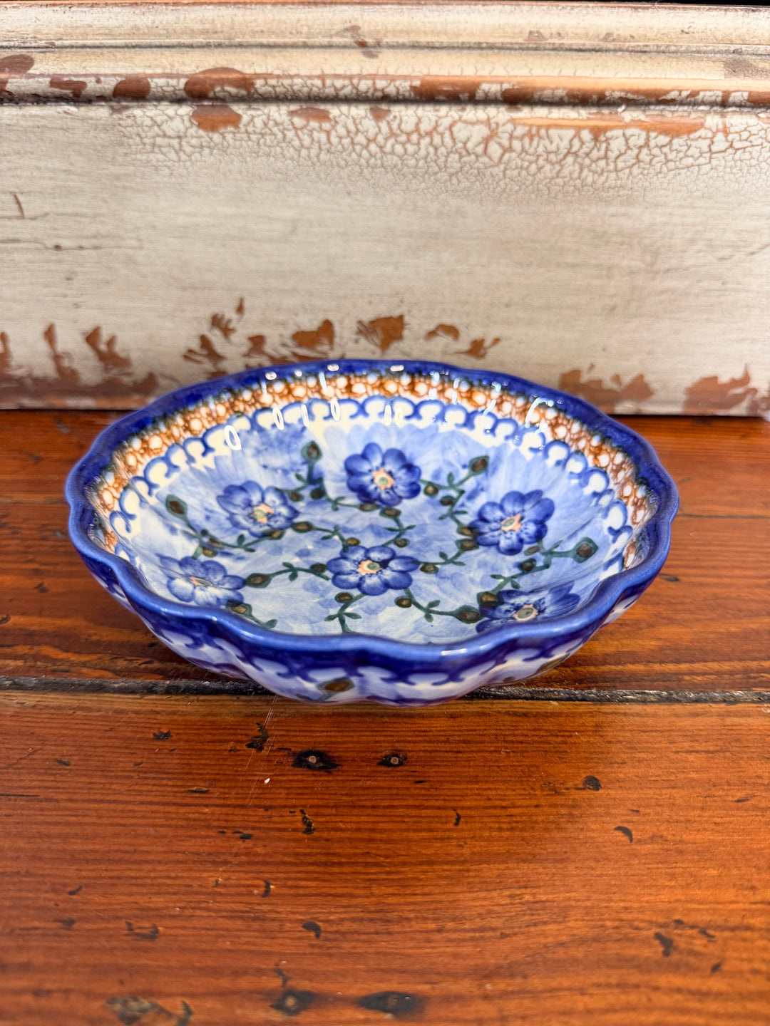 6.5” Scalloped Bowl