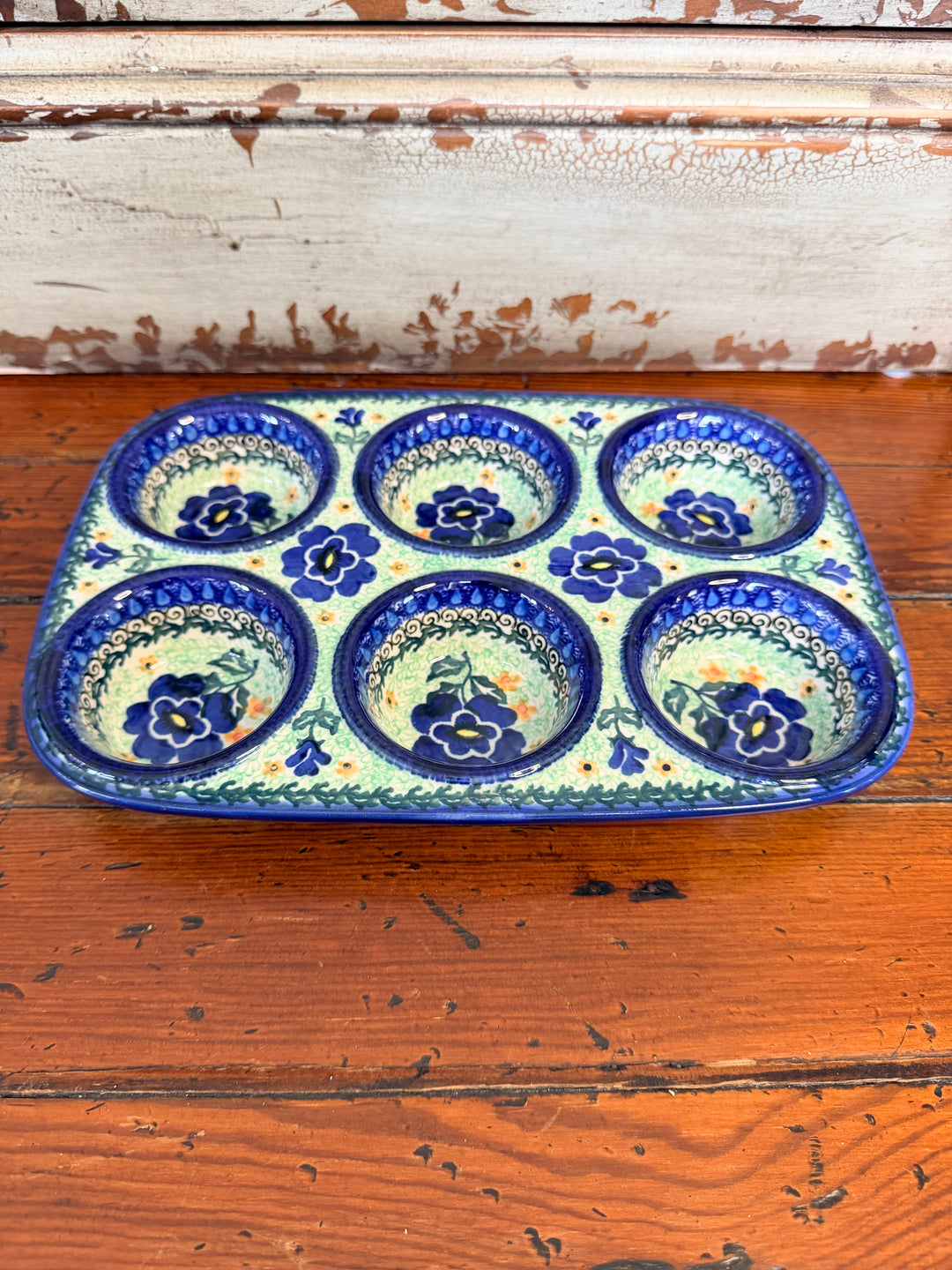 11” Unikat Muffin Pan