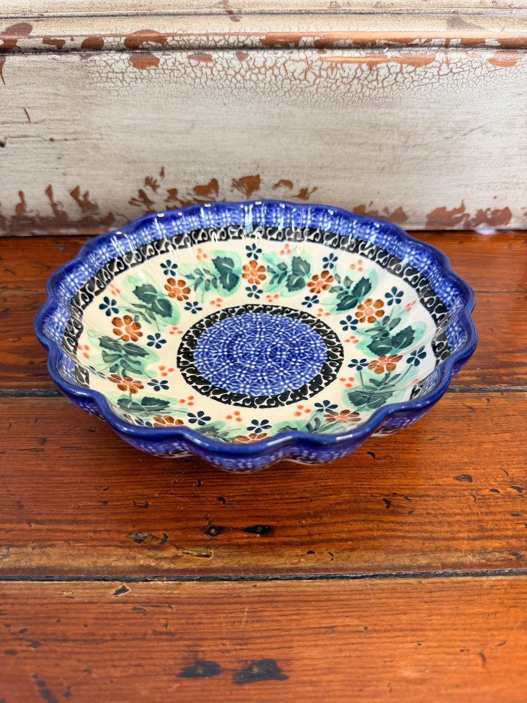 7.5” Scalloped Unikat Bowl