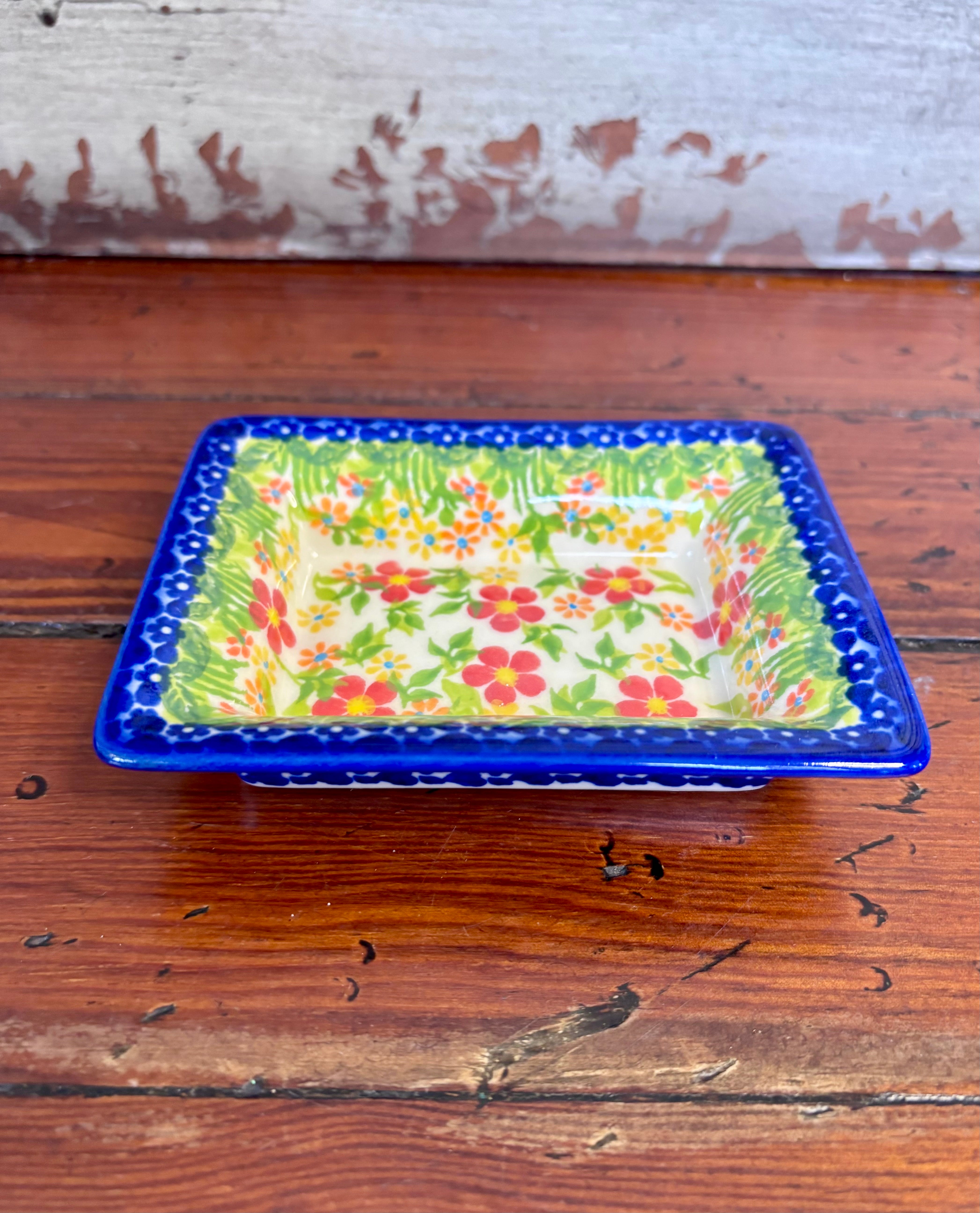 Threaded Dish Kalich Squared Dipping Dish – The Threaded Cork