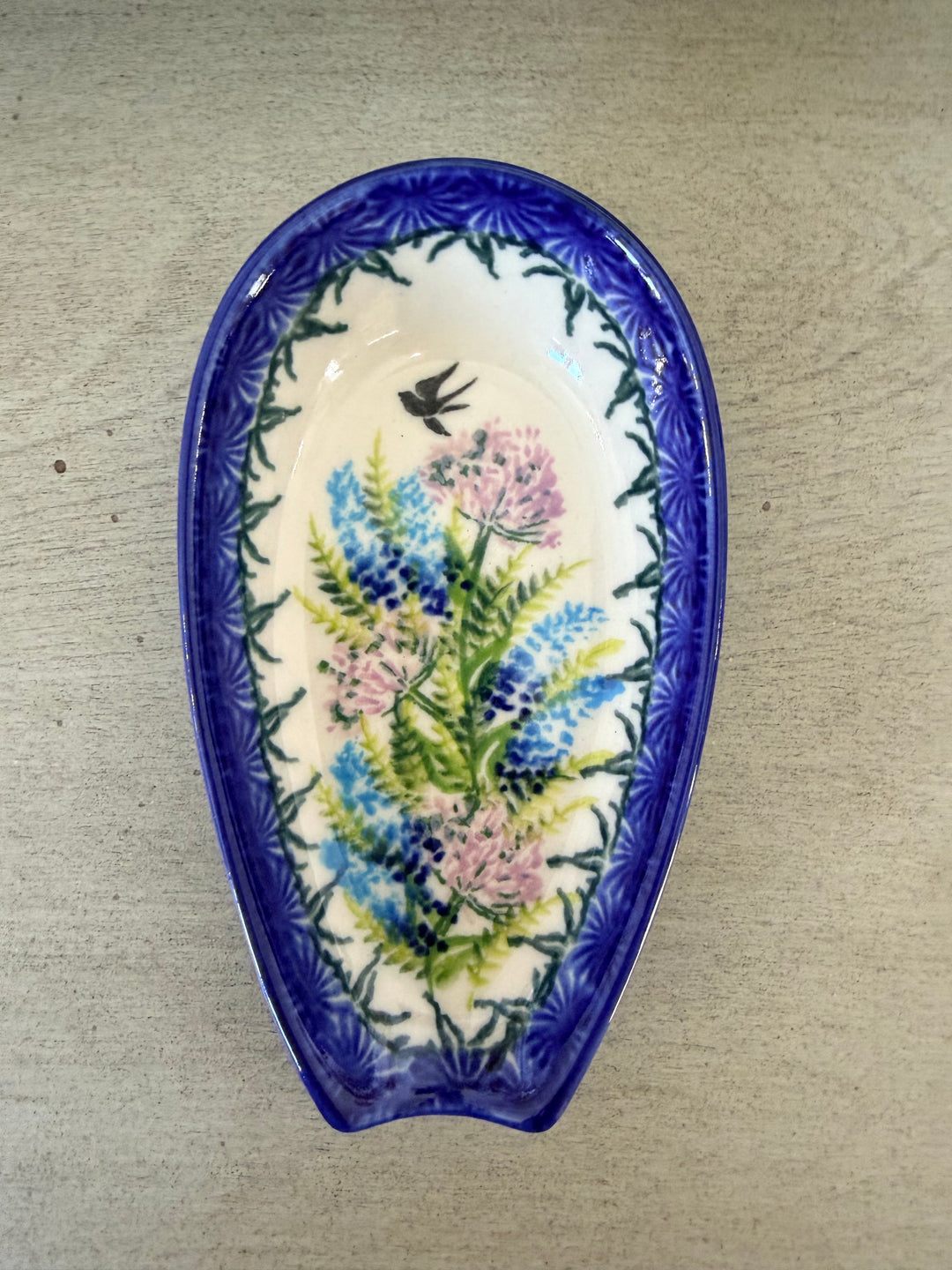 Elongated Spoon Rest