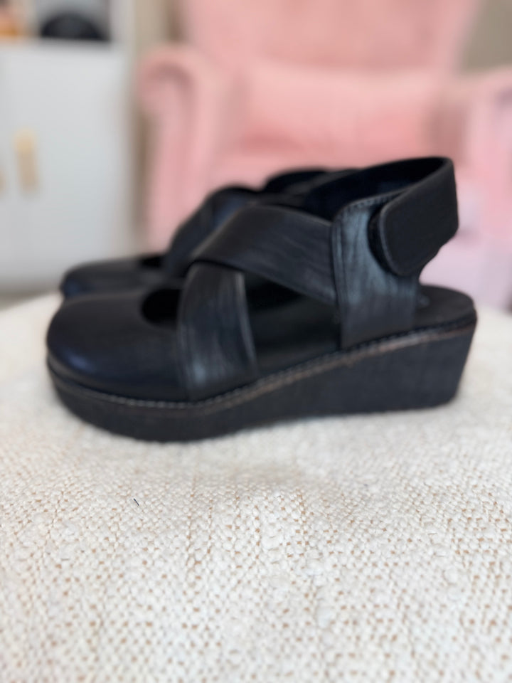 Corky’s Bring it In Wedge (2 options)