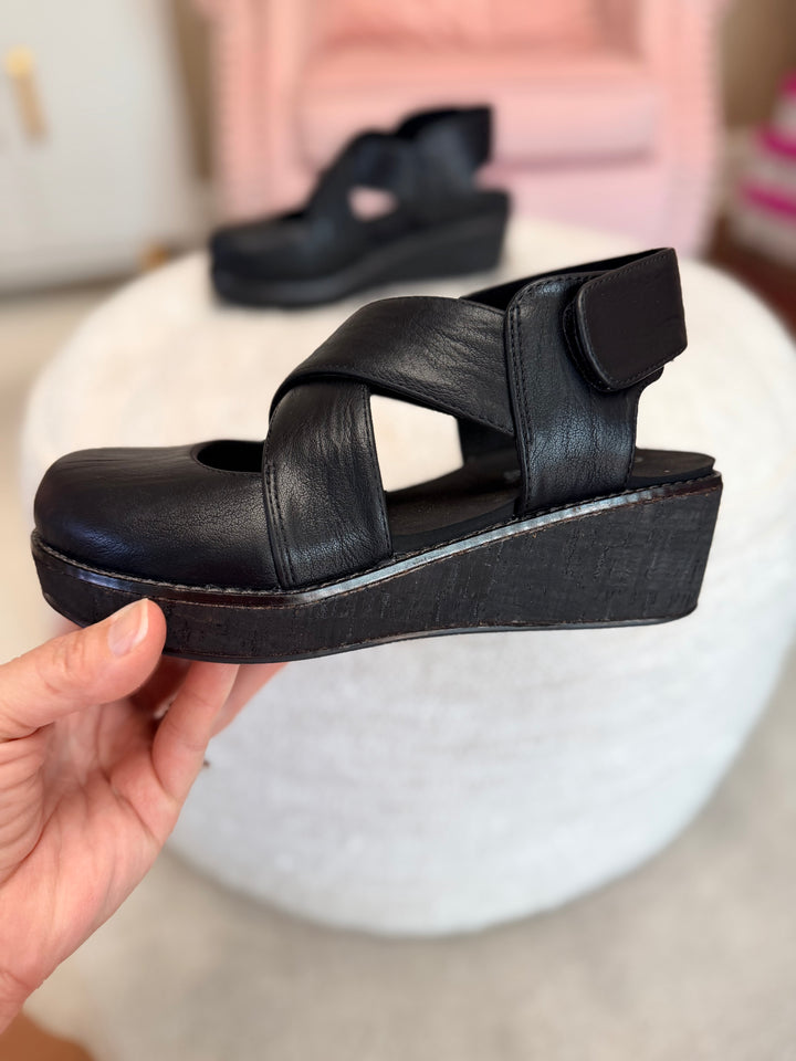 Corky’s Bring it In Wedge (2 options)