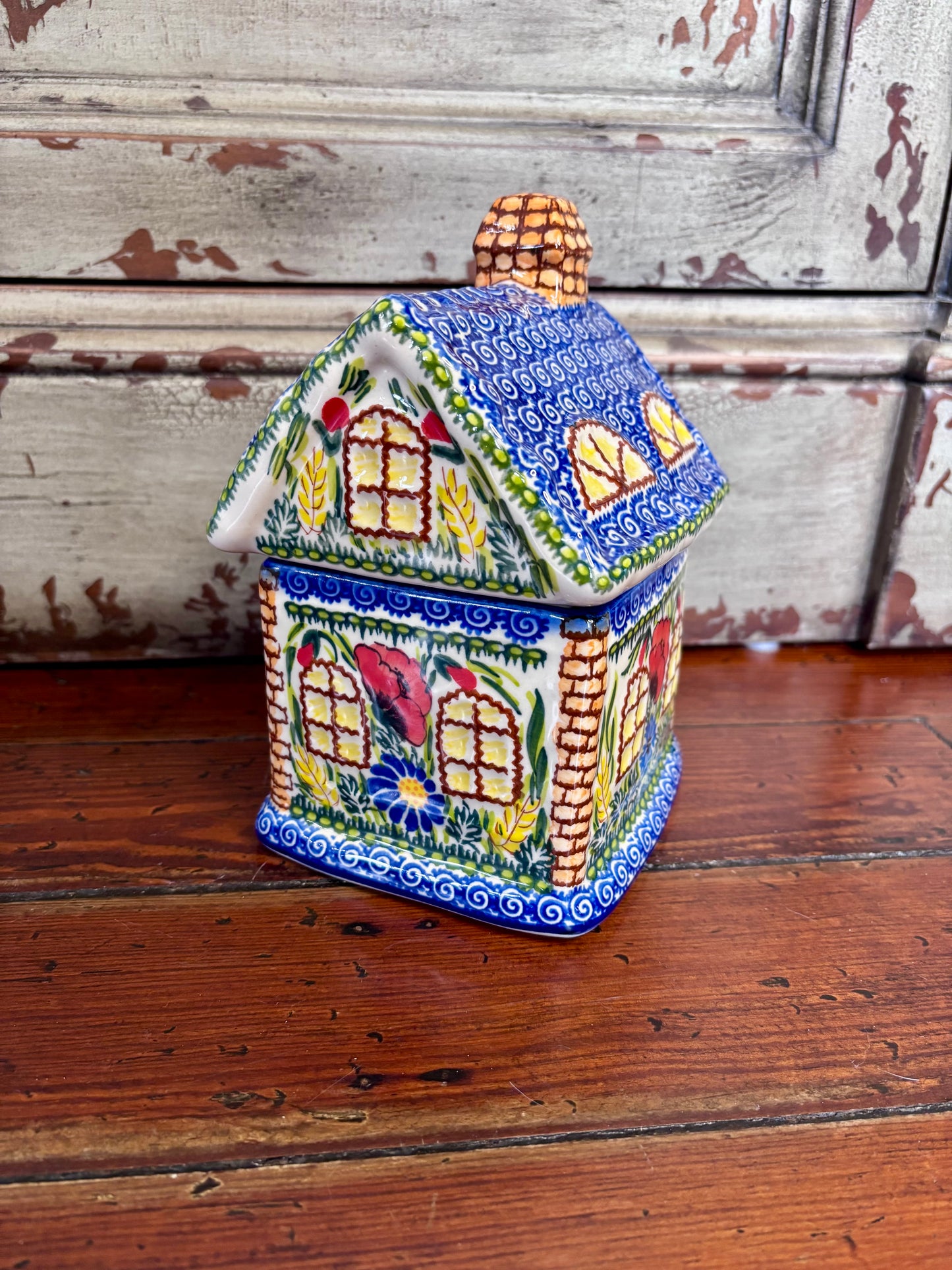 Kalich House Cookie Jar