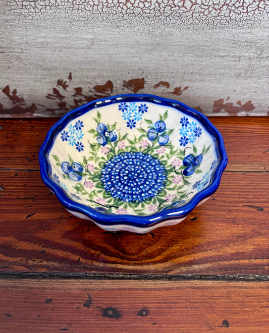 4.5” Kalich Scalloped Bowl
