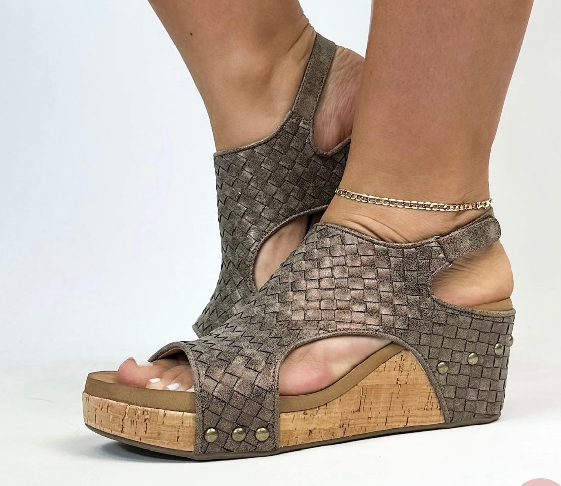 Corky’s Carley Bronze Woven