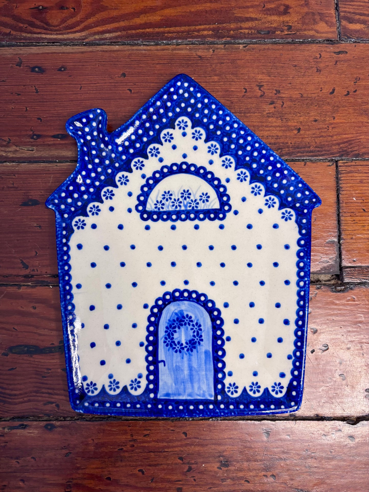 Kalich House Plate