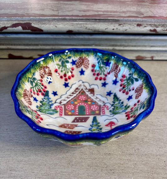 4.5” Scalloped Kalich Bowl