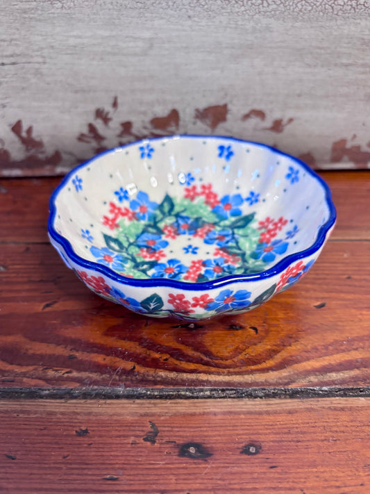 5” Scalloped Bowl