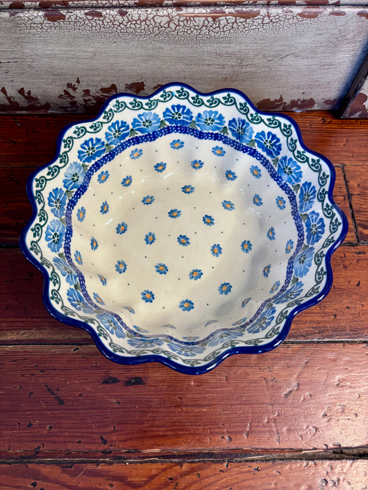 9” Scallopped Fluted Bowl