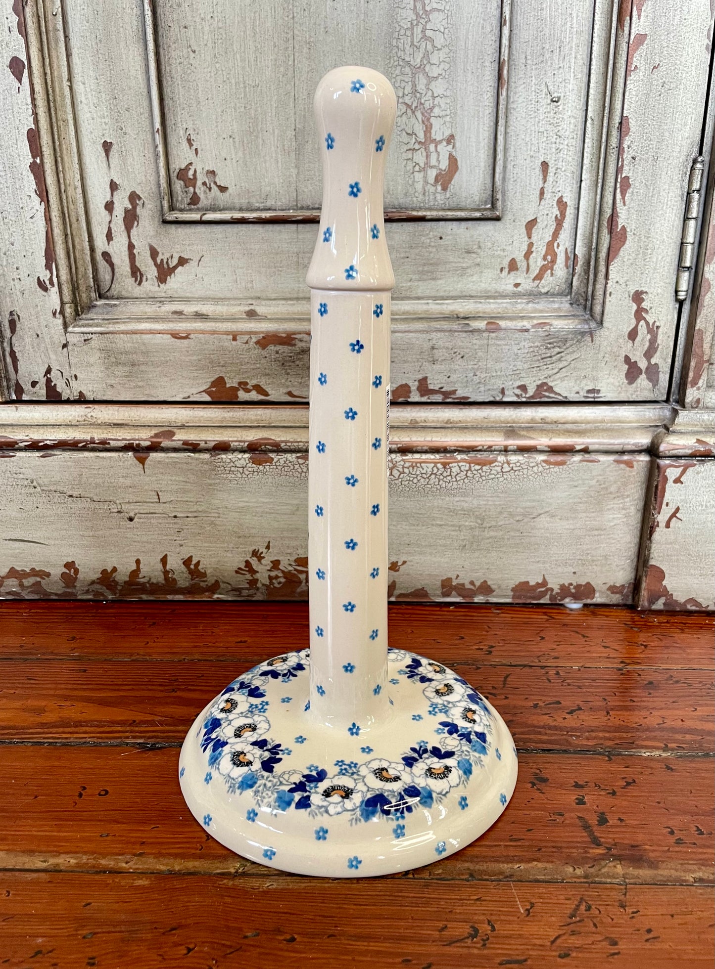13” Paper Towel Stand