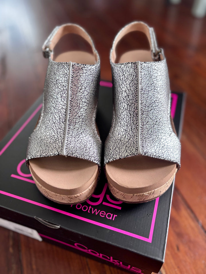 Corky’s Carley Silver Crackle