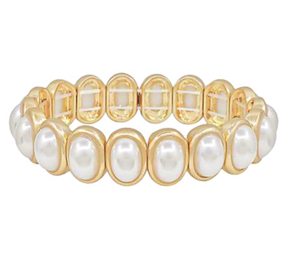 Linked Oval Pearl Bracelet