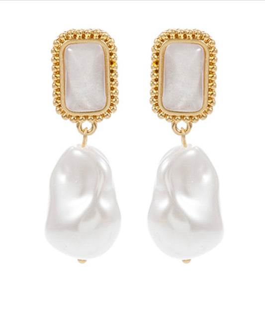 Baroque Pearl Earrings