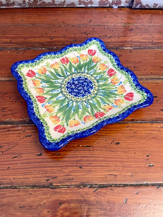 Ruffled Cookie Plate