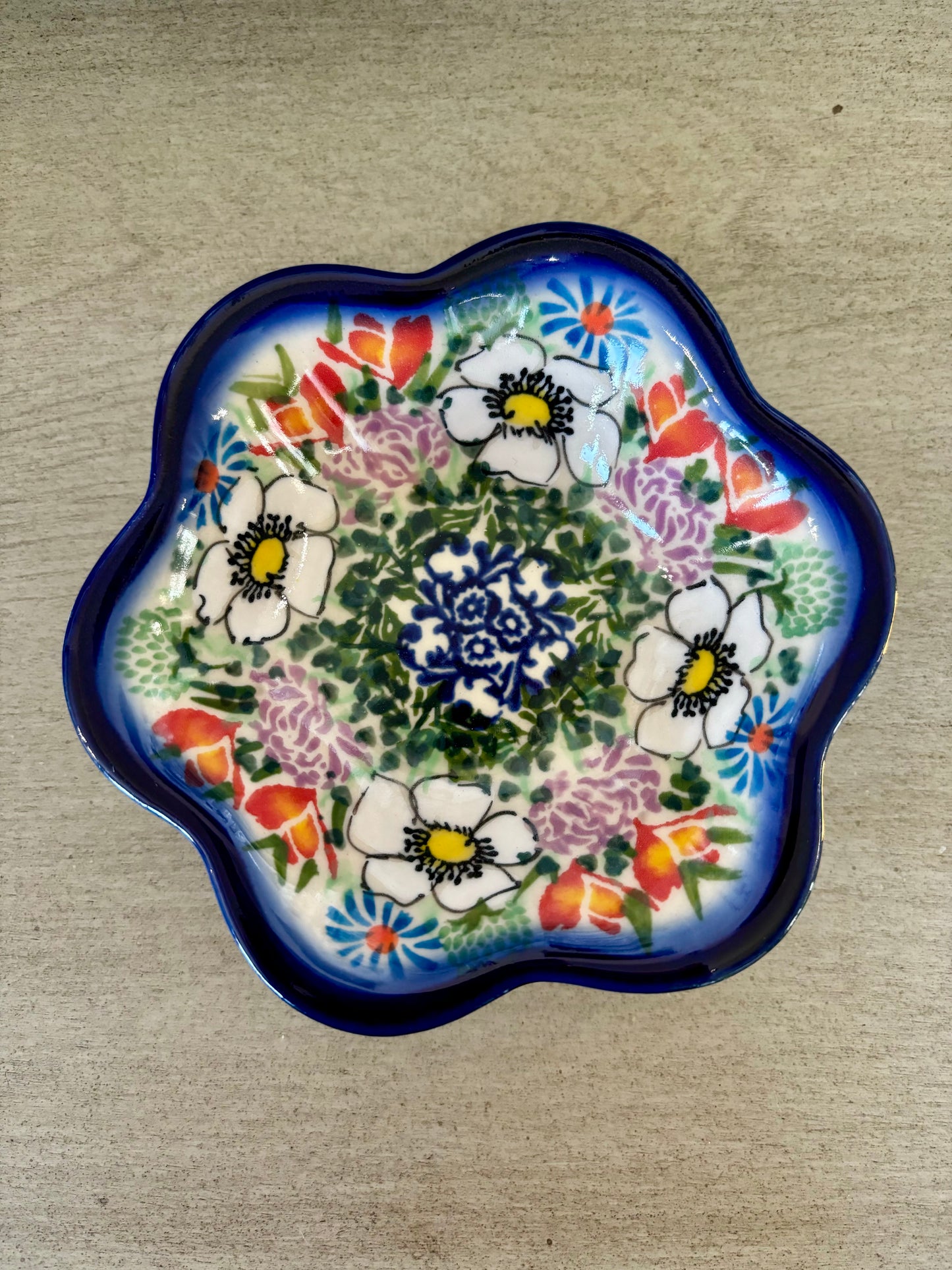 Kalich Flower Bowl