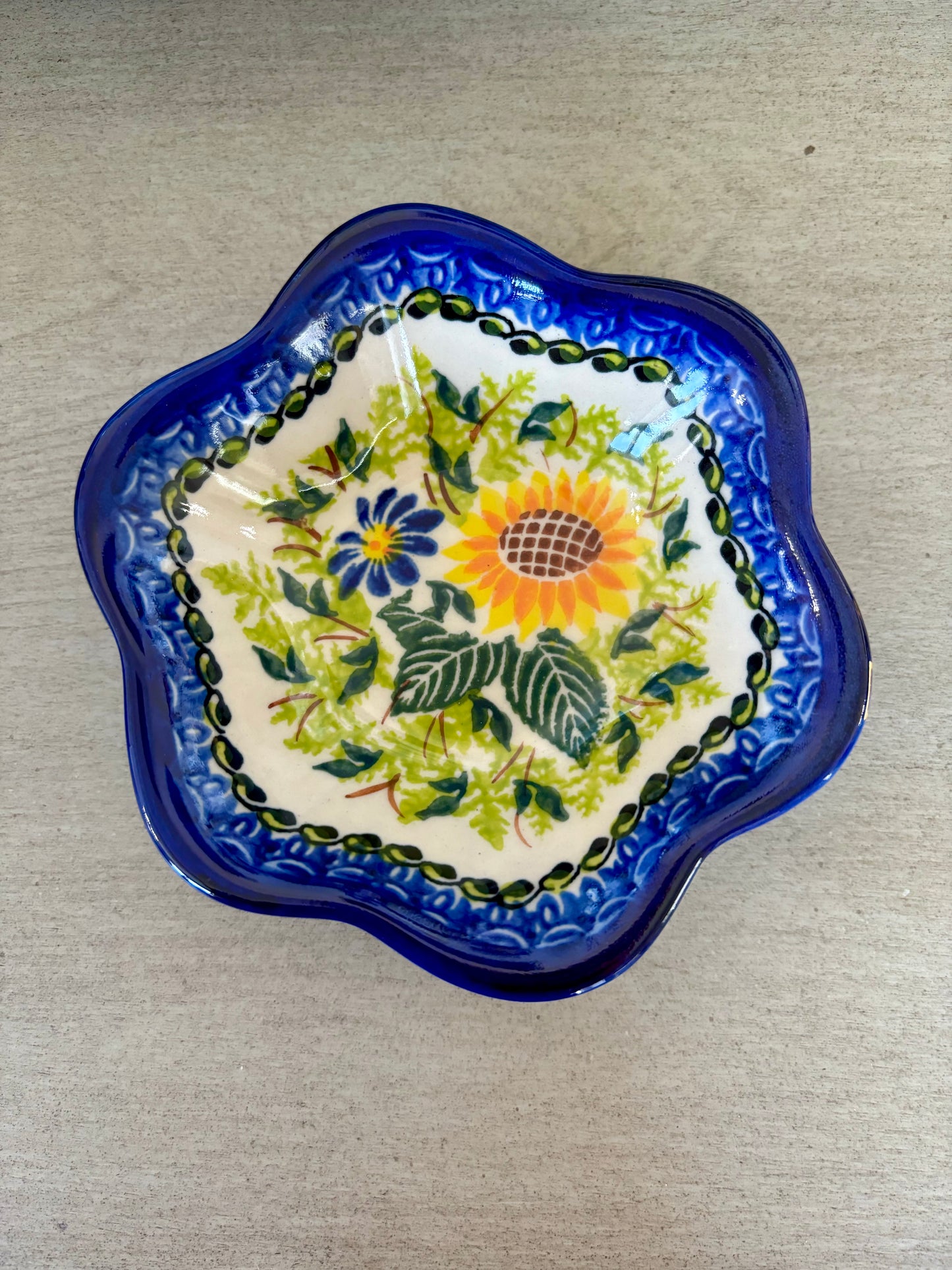 Kalich Flower Bowl