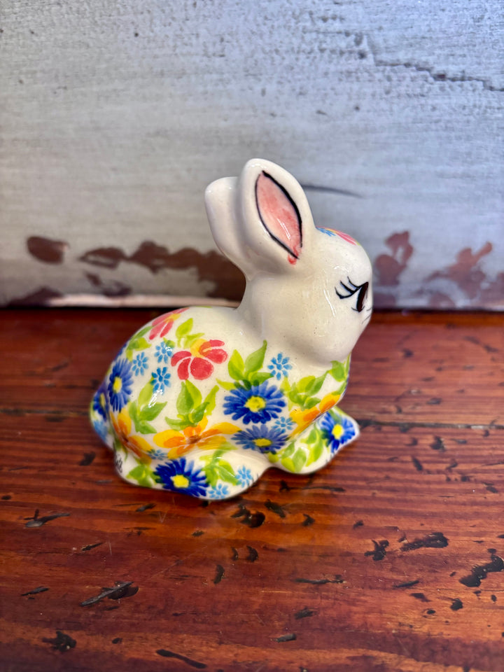 Kalich Bunny Figurine