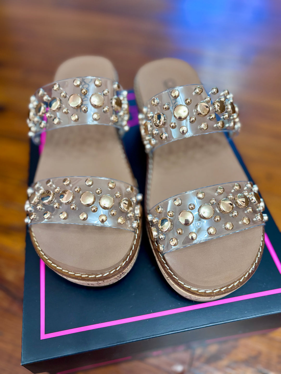 Corky’s Yes Please Wedge