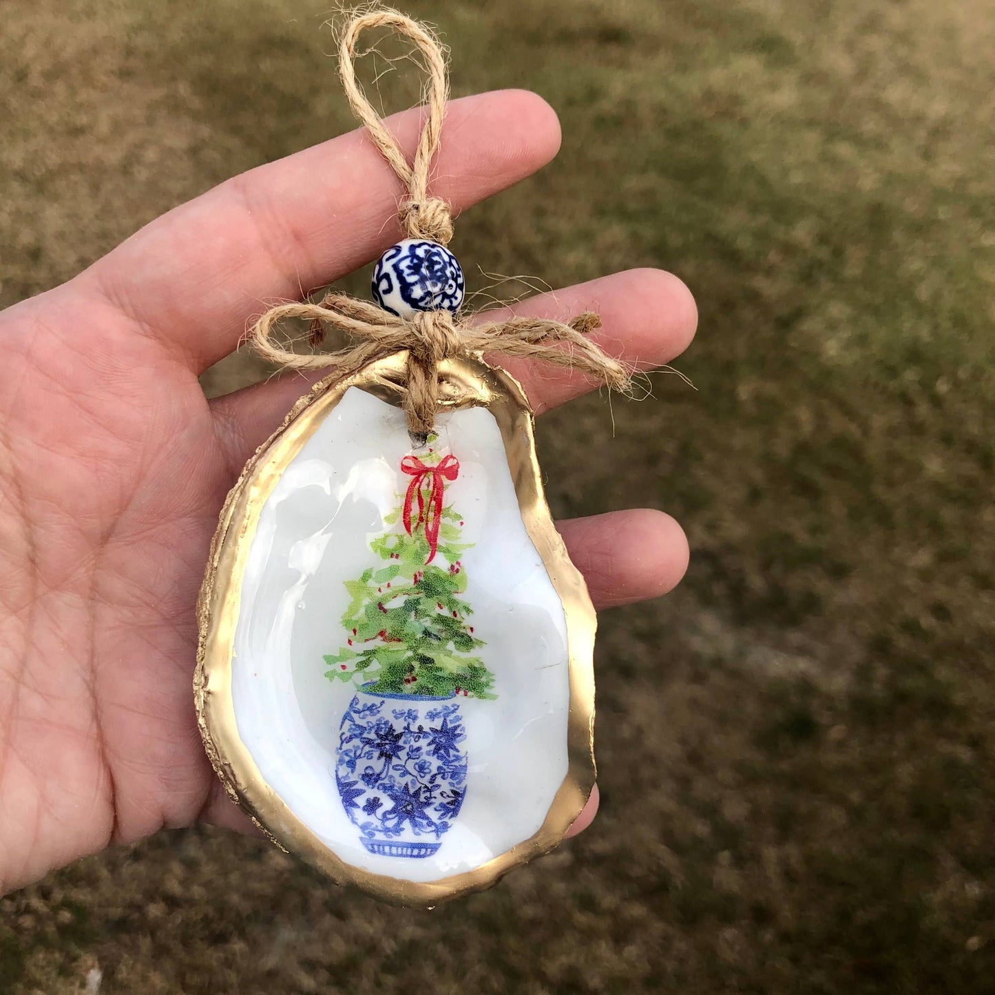 Oyster Ornament | Blue And White Porcelain Christmas Tree