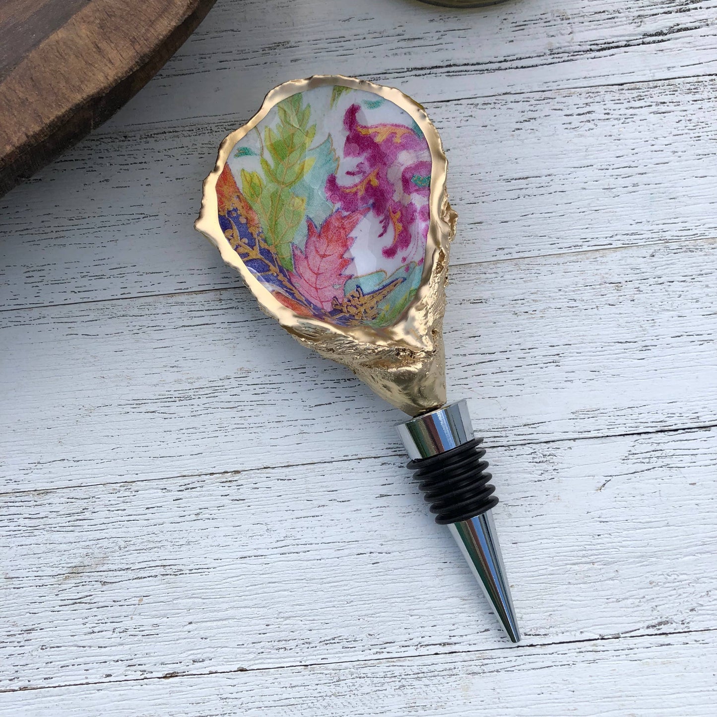 Oyster Wine Stopper--White Tobacco Leaf